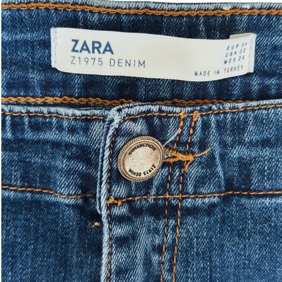 ZARA Z1975 High-Rise Skinny Jeans Blue Button Detail Sz 2 Y2K Revival Coquette - Picture 8 of 8